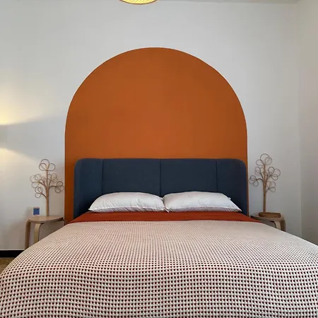 Stylish Ligurian - Mountain View - Near Sea Apartamento