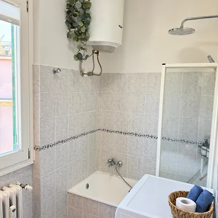 Stylish Ligurian - Mountain View - Near Sea Apartamento *
